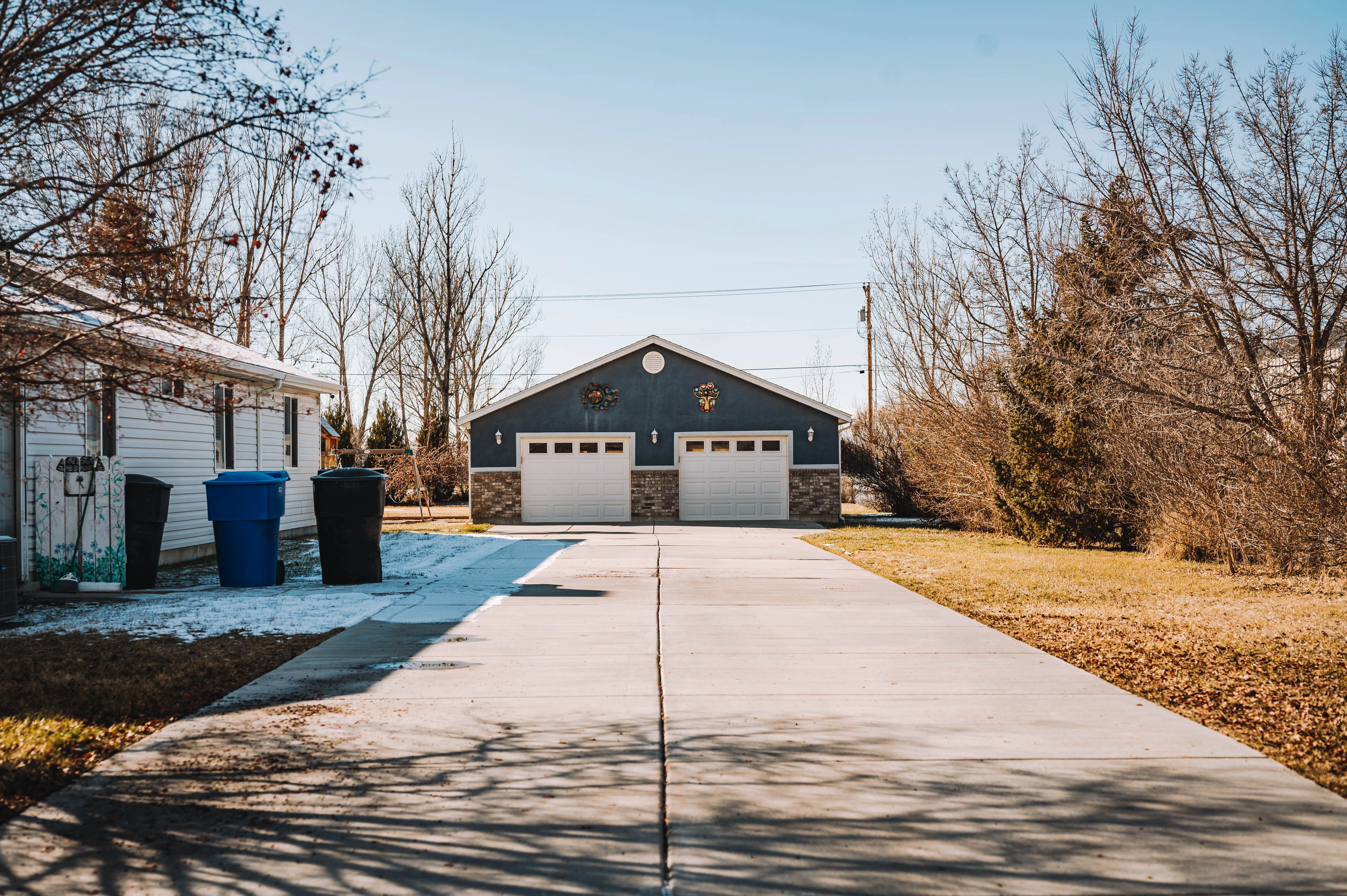 1960s Charleston West Virginia home with attached garage